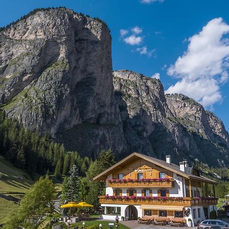 Hotel Val Сельва-ди-Валь-Гардена Экстерьер фото