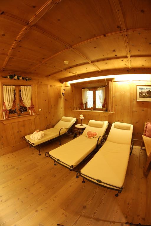 Hotel Val Сельва-ди-Валь-Гардена Экстерьер фото