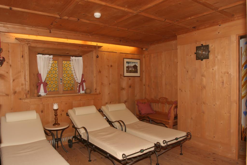 Hotel Val Сельва-ди-Валь-Гардена Экстерьер фото