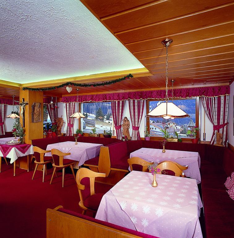 Hotel Val Сельва-ди-Валь-Гардена Экстерьер фото