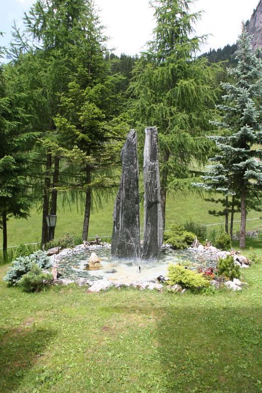 Hotel Val Сельва-ди-Валь-Гардена Экстерьер фото